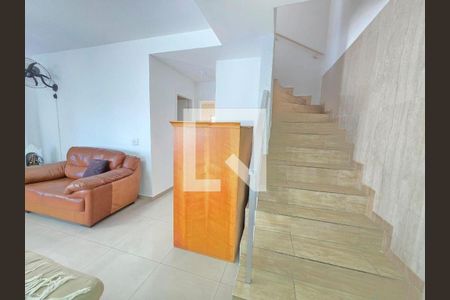 Casa à venda com 3 quartos, 150m² em Cangaiba, São Paulo