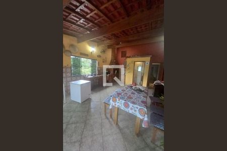 Casa à venda com 4 quartos, 175m² em Vila Jacuí, São Paulo