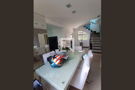 Apartamento à venda com 3 quartos, 180m² em Buritis, Belo Horizonte