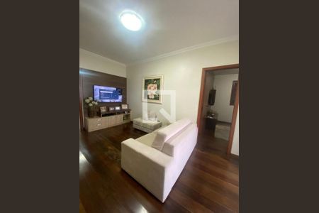 Foto 02 de casa à venda com 3 quartos, 283m² em Castelo, Belo Horizonte