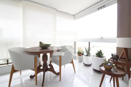 Sala de apartamento para alugar com 3 quartos, 208m² em Jardim Armação, Salvador