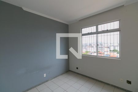 Quarto 1 de apartamento para alugar com 3 quartos, 85m² em Vila Cloris, Belo Horizonte