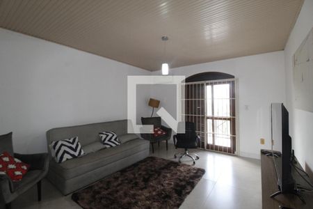 Sala de casa à venda com 3 quartos, 210m² em Parque Santa Fé, Porto Alegre