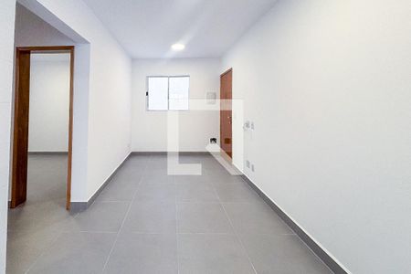 Sala/Cozinha de apartamento para alugar com 2 quartos, 50m² em Vila Paulo Silas, São Paulo