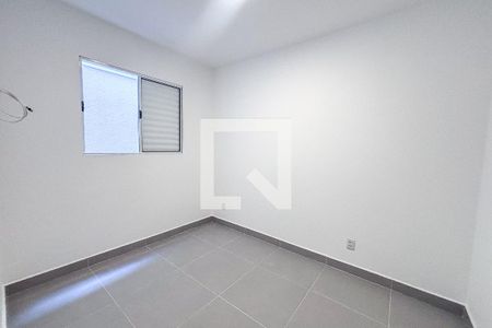 Quarto 1 de apartamento para alugar com 2 quartos, 50m² em Vila Paulo Silas, São Paulo