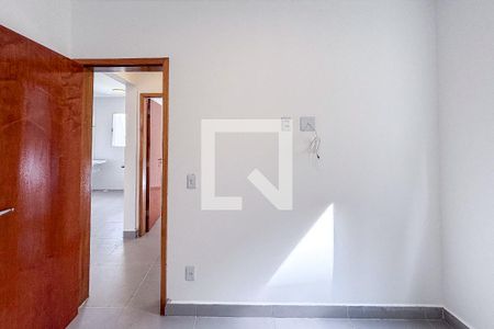 Quarto 1 de apartamento para alugar com 2 quartos, 41m² em Vila Paulo Silas, São Paulo
