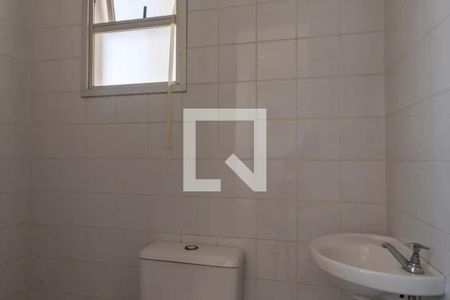 Banheiro de apartamento à venda com 3 quartos, 89m² em Itapoã, Belo Horizonte