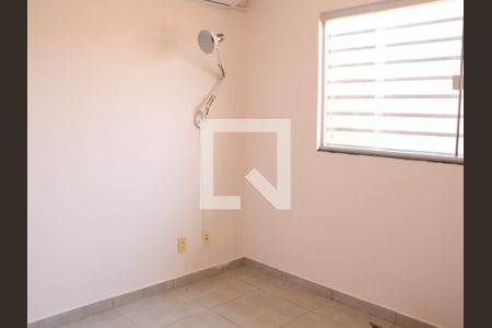 Suíte de casa para alugar com 3 quartos, 290m² em Jardim Bela Vista, Goiânia