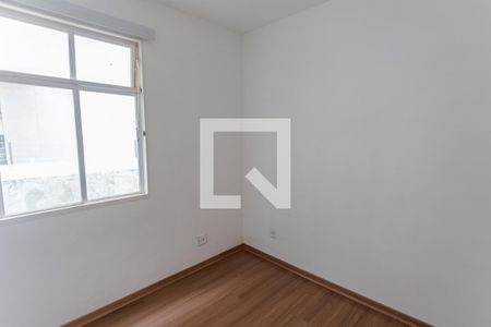 Quarto 2 de apartamento para alugar com 3 quartos, 123m² em Sion, Belo Horizonte