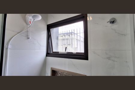 Banheiro  de apartamento para alugar com 1 quarto, 31m² em Centro, Florianópolis