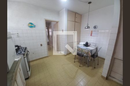 Cozinha de apartamento para alugar com 3 quartos, 150m² em Itararé, São Vicente