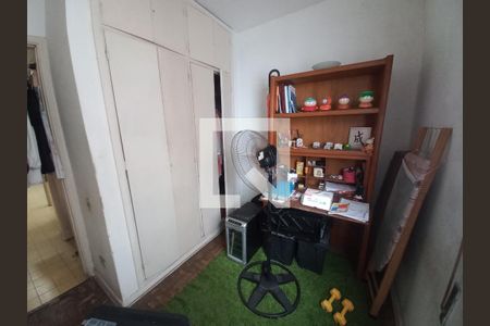 Quarto de Serviço de apartamento para alugar com 3 quartos, 150m² em Itararé, São Vicente
