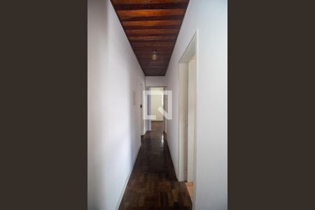 Corredor de casa para alugar com 3 quartos, 140m² em Vila Joao Pessoa, Porto Alegre