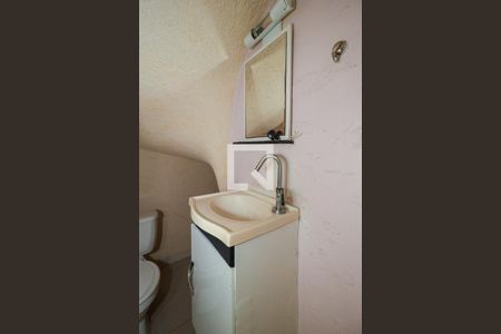 Lavabo de casa à venda com 3 quartos, 130m² em Jardim Sao Miguel, Taboão da Serra