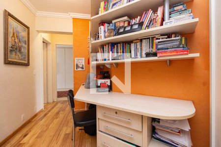 Corredor de apartamento à venda com 3 quartos, 127m² em Jardim Vila Mariana, São Paulo