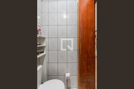 Lavabo de casa de condomínio à venda com 2 quartos, 85m² em Aberta dos Morros, Porto Alegre