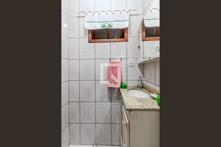 Lavabo de casa de condomínio à venda com 2 quartos, 85m² em Aberta dos Morros, Porto Alegre