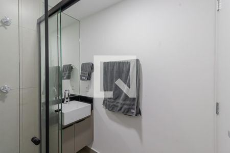 Banheiro de kitnet/studio para alugar com 1 quarto, 25m² em Vila Olímpia, São Paulo