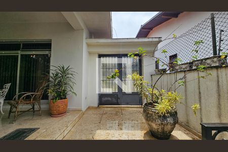 Quintal de casa à venda com 5 quartos, 450m² em Jardim Marajoara, São Paulo