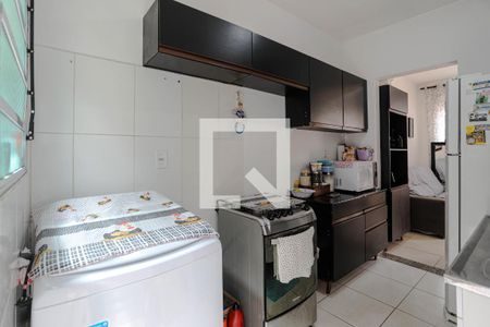 Cozinha de casa de condomínio para alugar com 3 quartos, 50m² em Vila Sao Sebastiao, Mogi das Cruzes