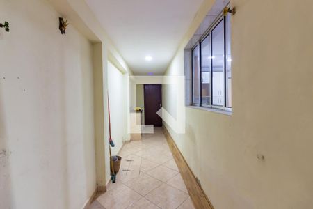 Garagem de casa à venda com 2 quartos, 125m² em Cidade das Flores, Osasco