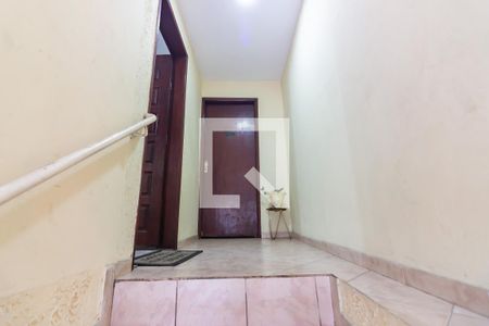 Hall de Entrada de casa à venda com 2 quartos, 125m² em Cidade das Flores, Osasco