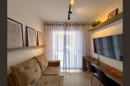 Sala  de apartamento à venda com 1 quarto, 27m² em Campo Belo, São Paulo