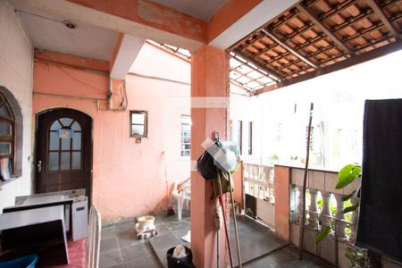 Área de Serviço de casa para alugar com 2 quartos, 60m² em Vila Uniao (zona Leste), São Paulo