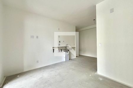 Sala/Quarto de kitnet/studio à venda com 1 quarto, 30m² em Vila Santa Catarina, São Paulo