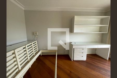 Suíte 1 de casa de condomínio para alugar com 5 quartos, 400m² em São Paulo Ii, Cotia