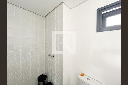 Banheiro de apartamento à venda com 1 quarto, 36m² em Pinheiros, São Paulo