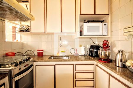 Cozinha de apartamento à venda com 3 quartos, 100m² em Gutierrez, Belo Horizonte