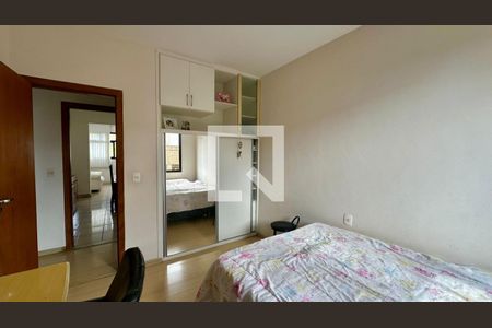 Quarto  de apartamento à venda com 4 quartos, 145m² em Buritis, Belo Horizonte