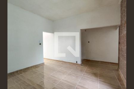 Sala de apartamento para alugar com 2 quartos, 60m² em São Francisco Xavier, Rio de Janeiro