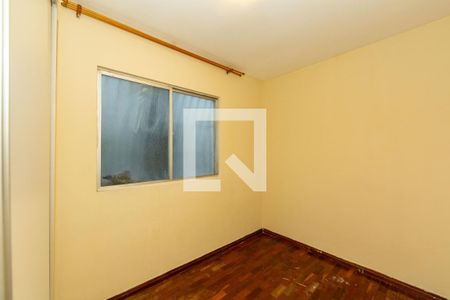 Quarto 2 de apartamento para alugar com 2 quartos, 43m² em Estoril, Belo Horizonte