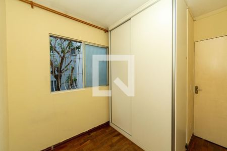Quarto de apartamento para alugar com 2 quartos, 43m² em Estoril, Belo Horizonte