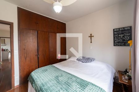 Suíte de apartamento à venda com 3 quartos, 95m² em Vila Paris, Belo Horizonte