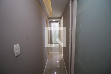 Sala - Corredor de apartamento à venda com 2 quartos, 75m² em Vila da Penha, Rio de Janeiro