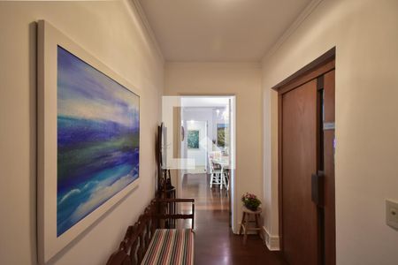 Corredor de apartamento para alugar com 3 quartos, 222m² em Jardim Ampliacao, São Paulo