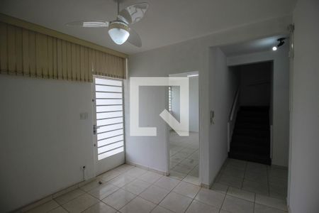 Sala de casa para alugar com 3 quartos, 169m² em Vila Trujillo, Sorocaba