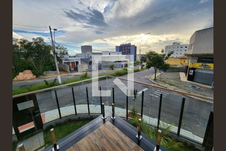 Varanda da suíte 1 de casa para alugar com 3 quartos, 220m² em Jardim Imperial, Lagoa Santa