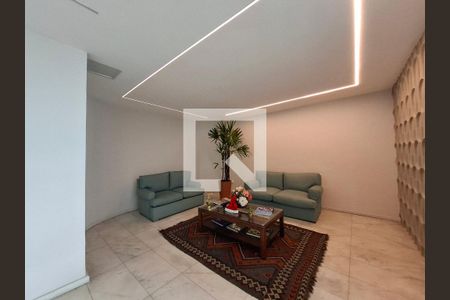 Hall de entrada  de apartamento à venda com 3 quartos, 160m² em Flamengo, Rio de Janeiro