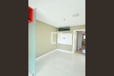 Apartamento à venda com 4 quartos, 256m² em Vila Cordeiro, São Paulo