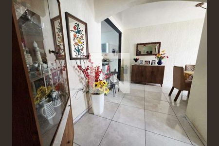 Casa à venda com 4 quartos, 170m² em Conjunto Ademar Maldonado, Belo Horizonte