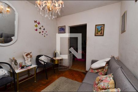 Sala de casa à venda com 5 quartos, 400m² em Ipiranga, Belo Horizonte