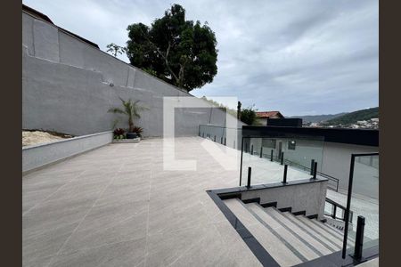 Casa à venda com 5 quartos, 292m² em Santo Antônio, Niterói