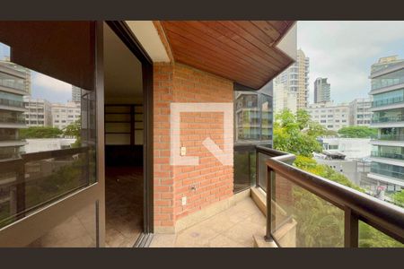 Varanda de apartamento à venda com 3 quartos, 173m² em Jardim Paulista, São Paulo