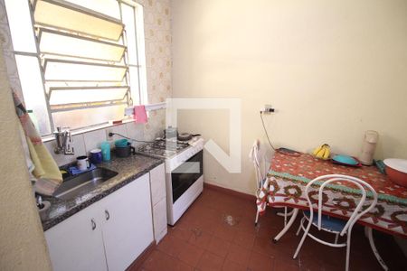 Cozinha de apartamento à venda com 2 quartos, 58m² em Diamante, Belo Horizonte