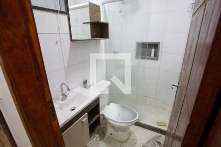 Banheiro de kitnet/studio para alugar com 1 quarto, 40m² em Anil, Rio de Janeiro