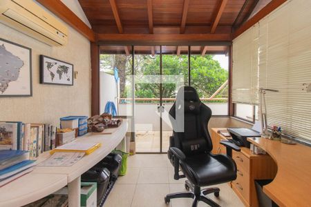 Sala 2 de casa de condomínio à venda com 3 quartos, 340m² em Ipanema, Porto Alegre